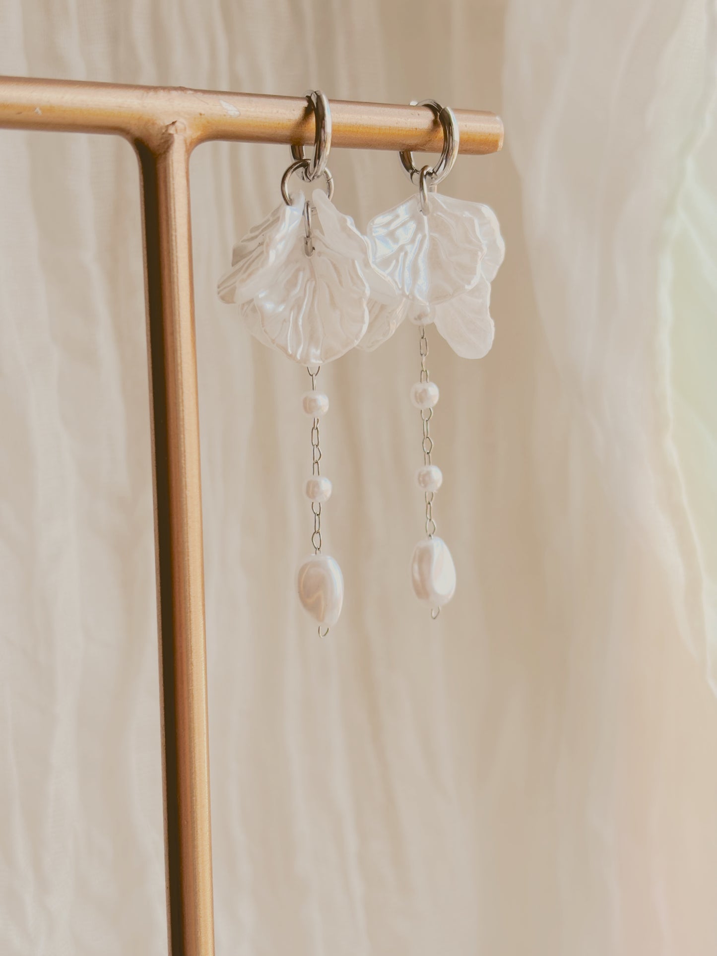 Handmade pearl drop earrings - tarnish free - Gold & Silver
