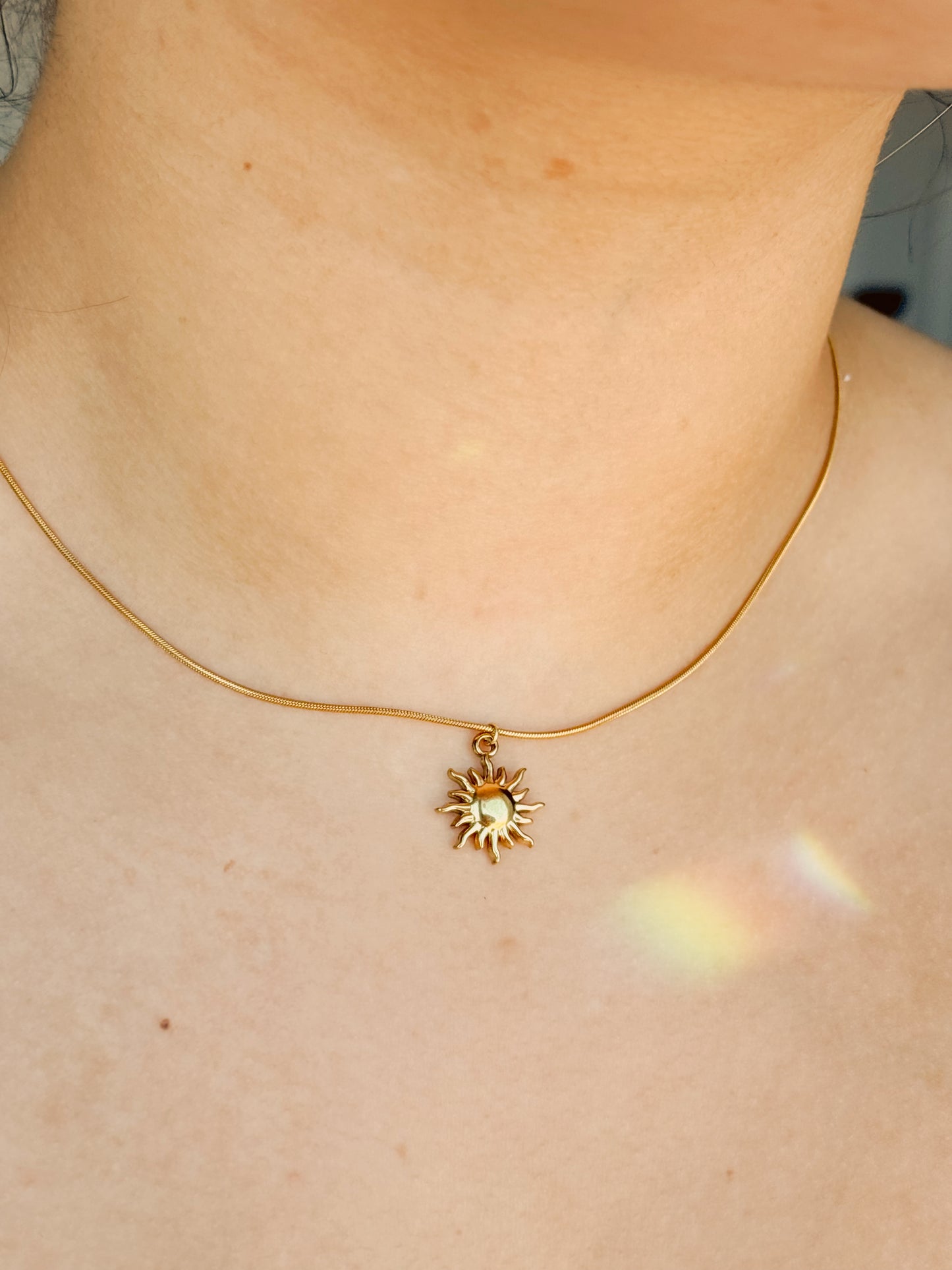 18k gold plated dainty sun necklace