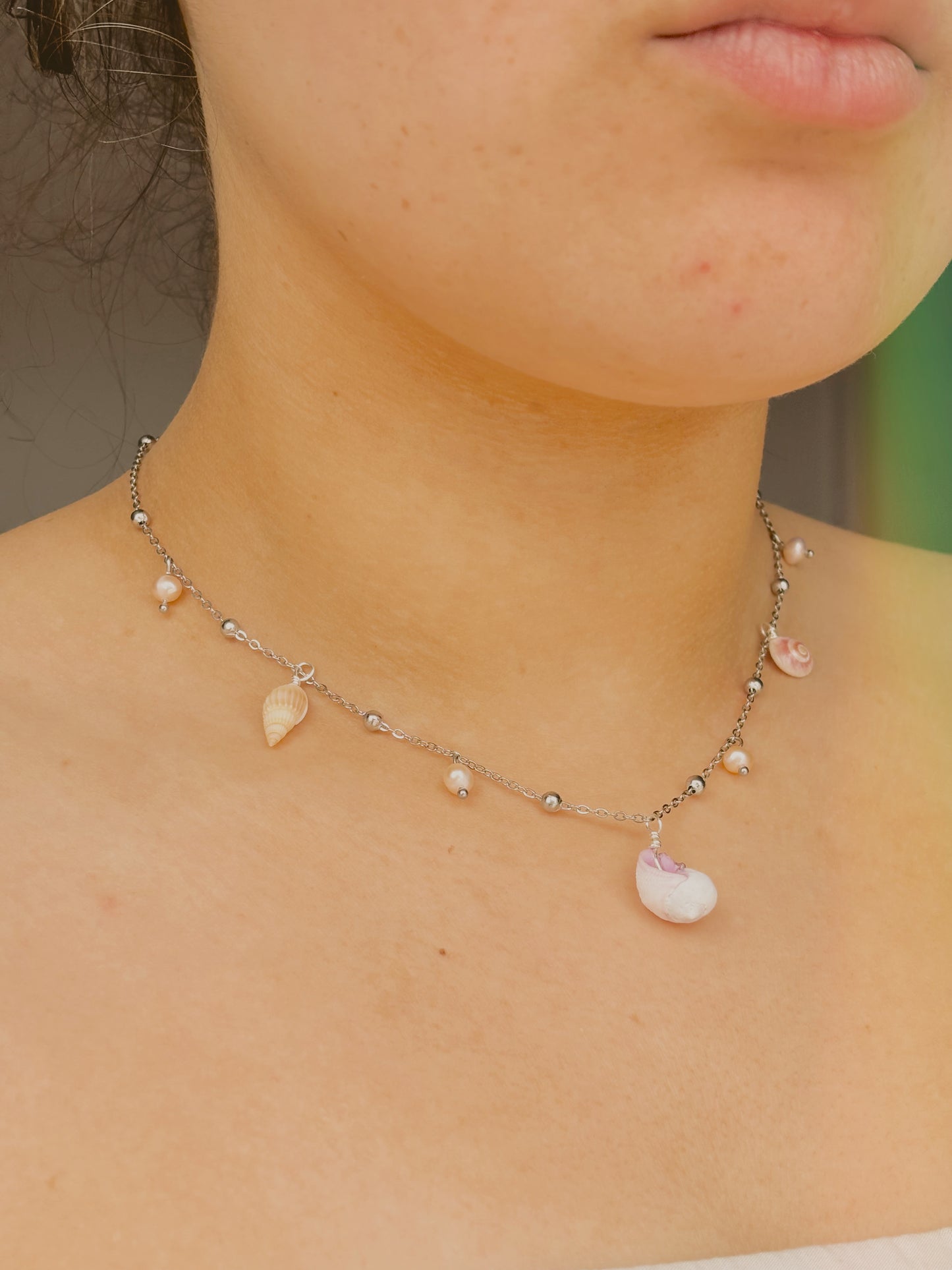 Freshwater pearl necklace with shells - Gold and silver - tarnish free