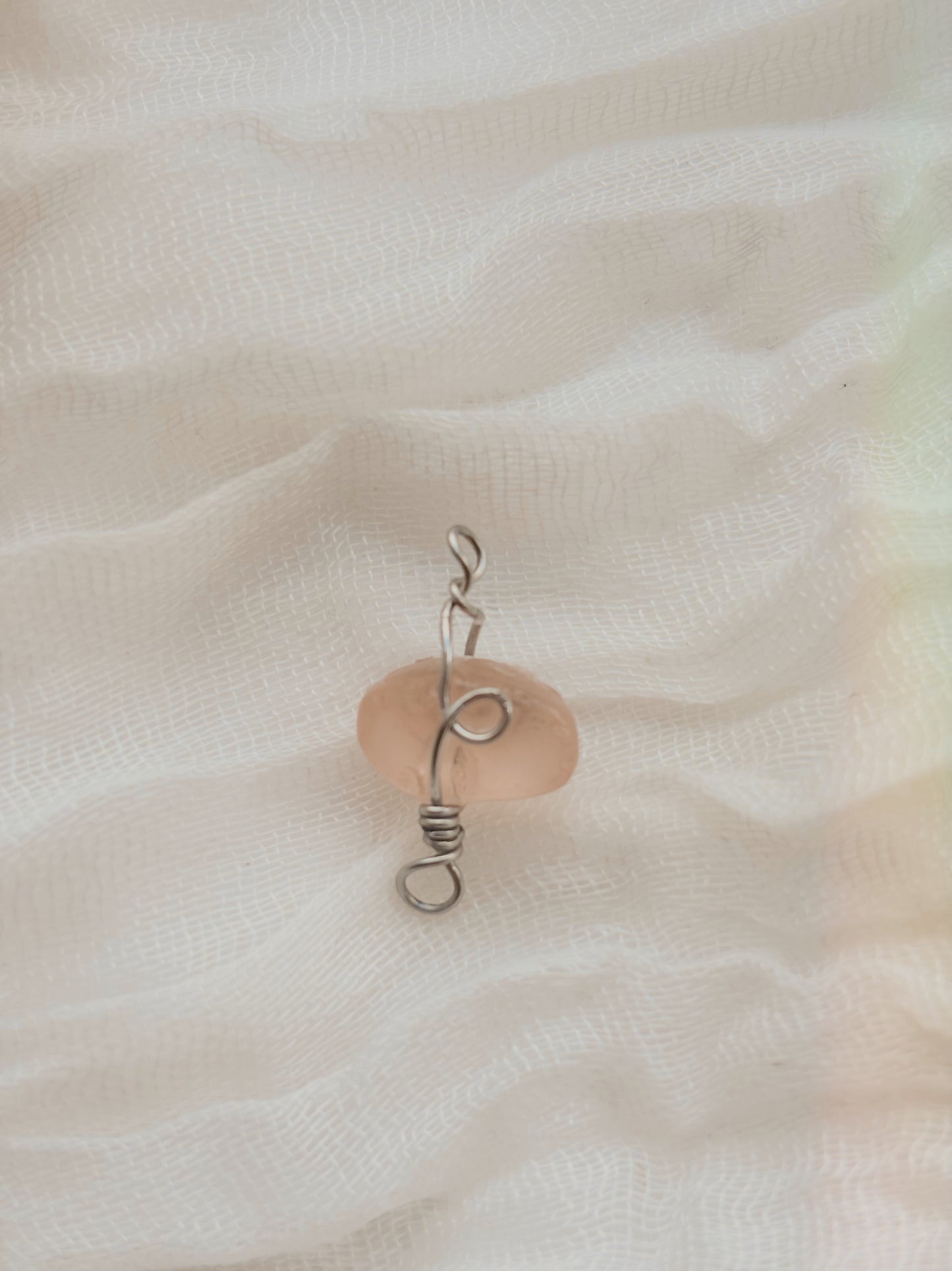 Adjustable customisable sea glass hand chain - handmade - tarnish free - gold or silver