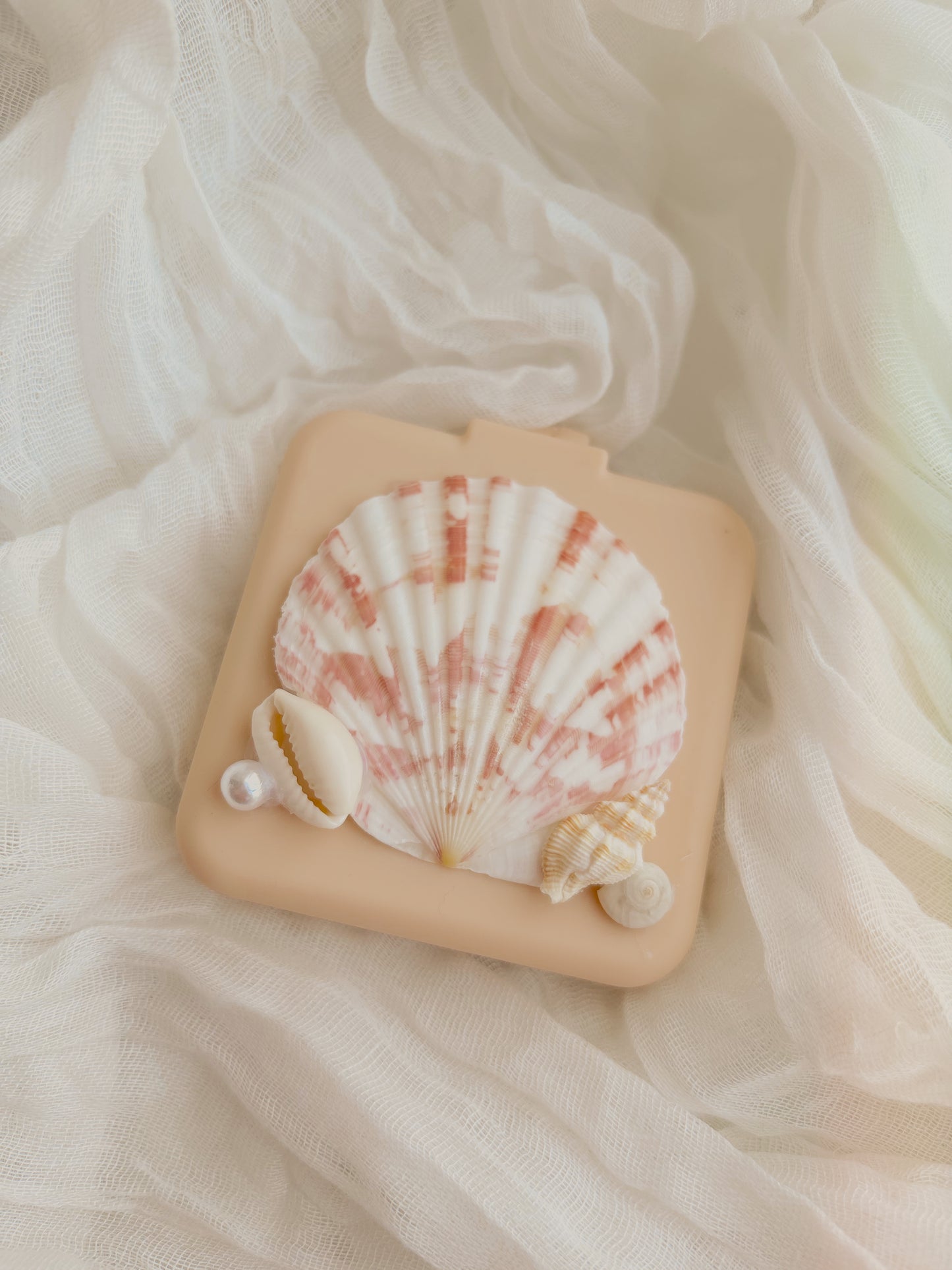 Pocket mirror and brush