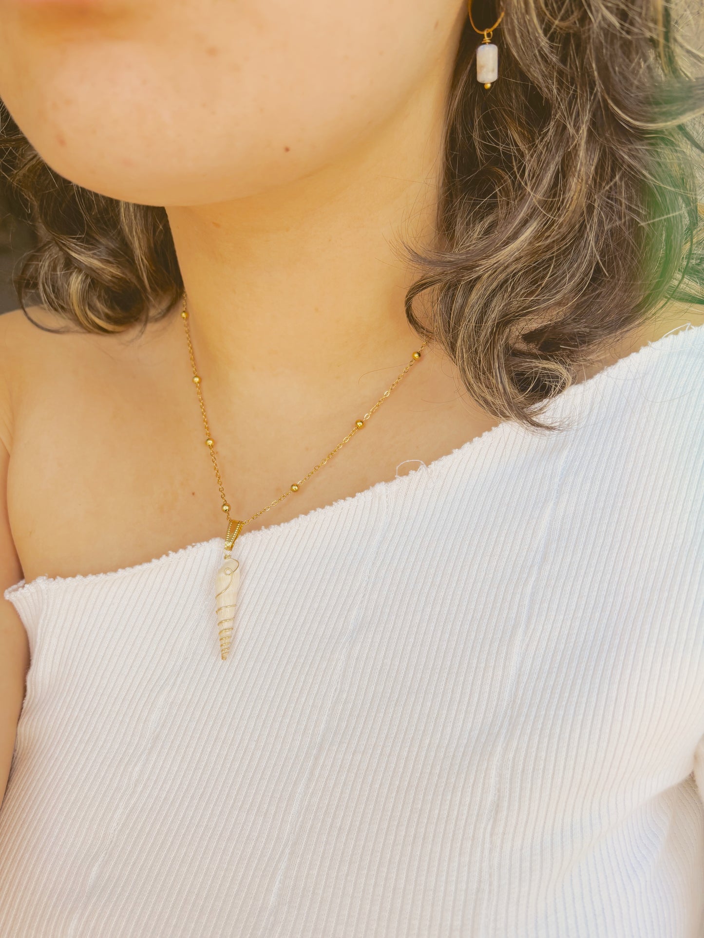 Natural shell necklace with unique wire detailing - tarnish free - silver & gold