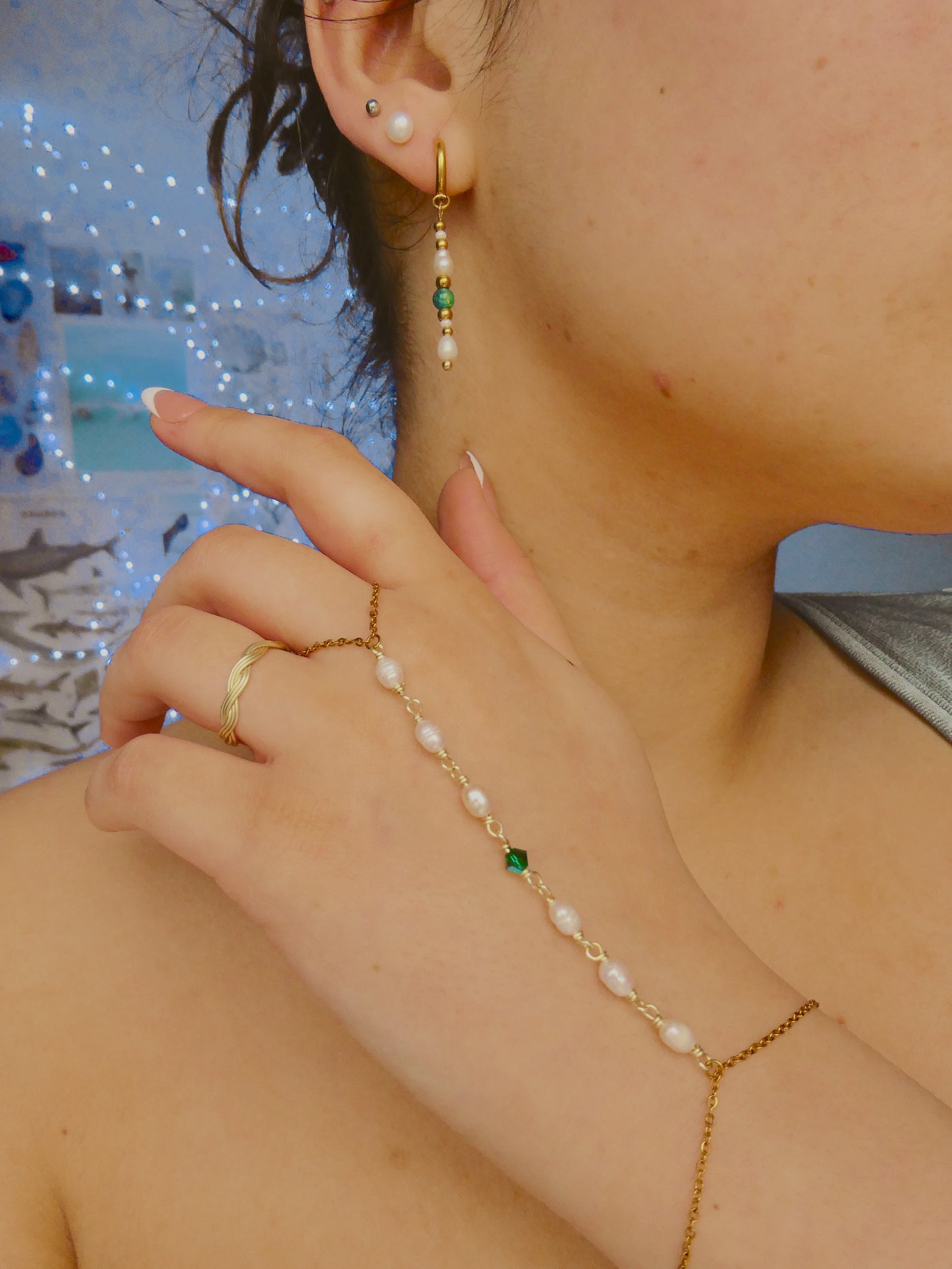 Custom pearl and gem hand chain
