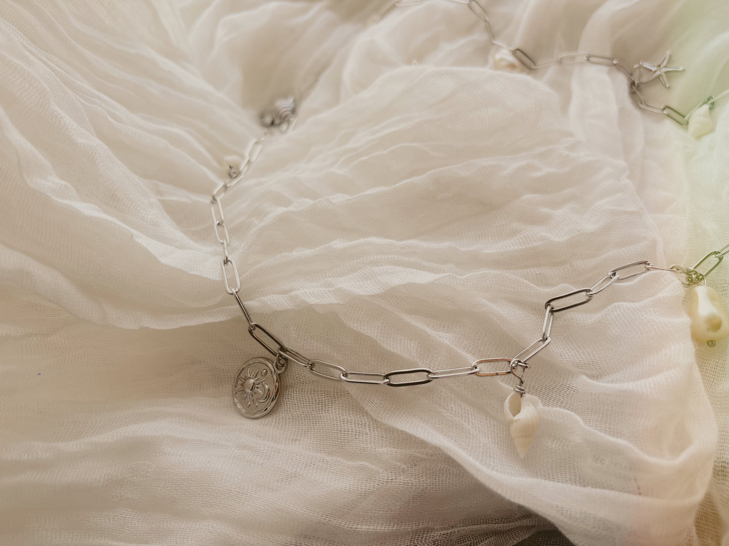 Adjustable waist chain - waterproof - gold or silver
