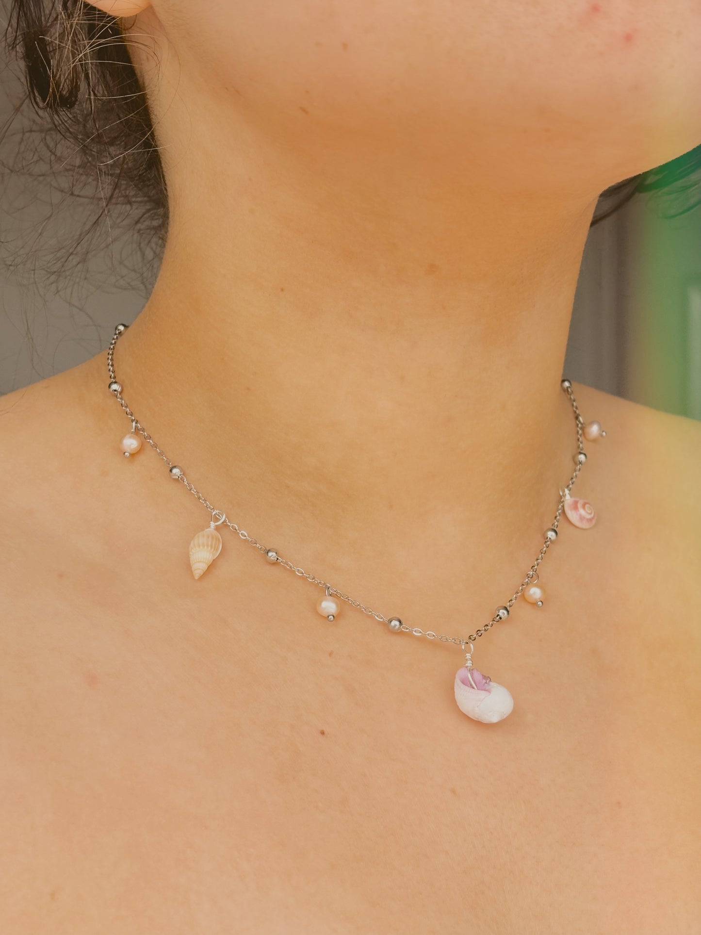 Freshwater pearl necklace with shells - Gold and silver - tarnish free