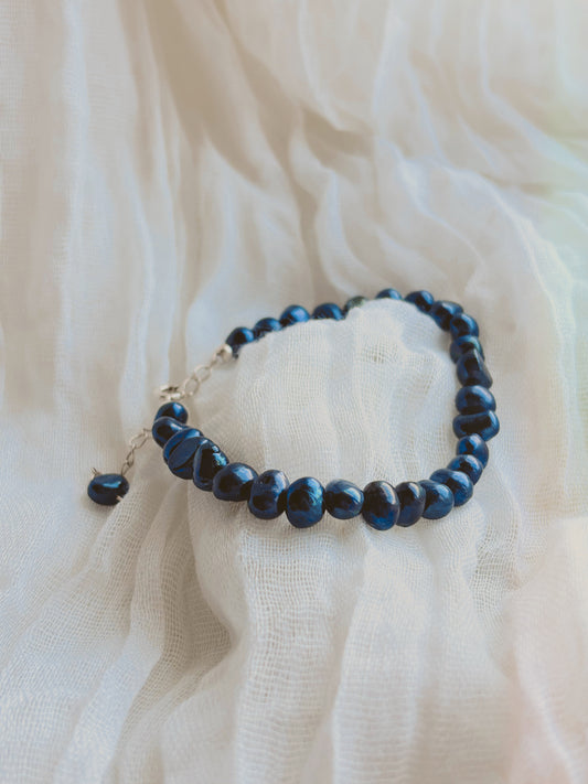 Fresh water dark pearl bracelet