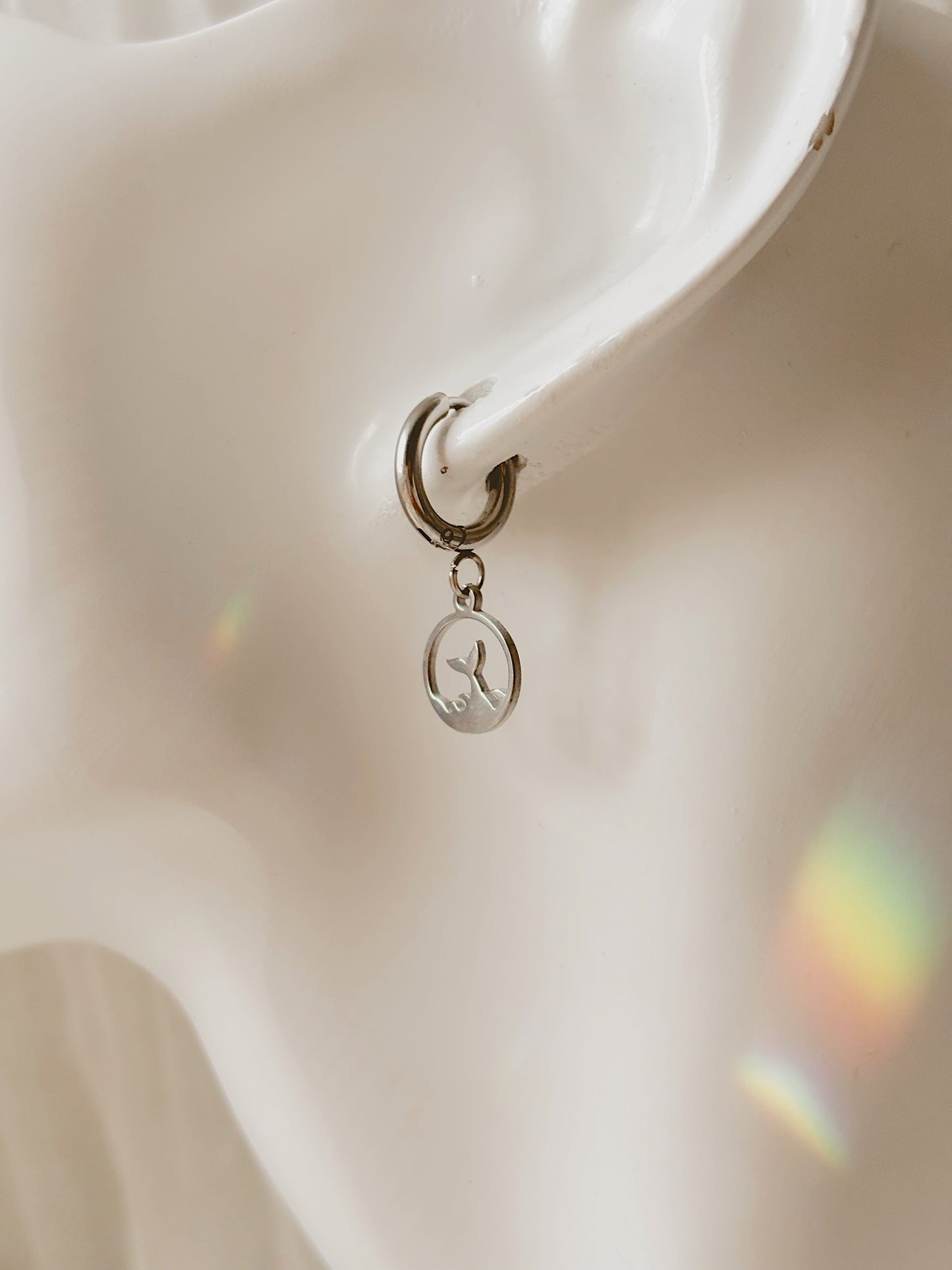 Dainty Whale tale earrings