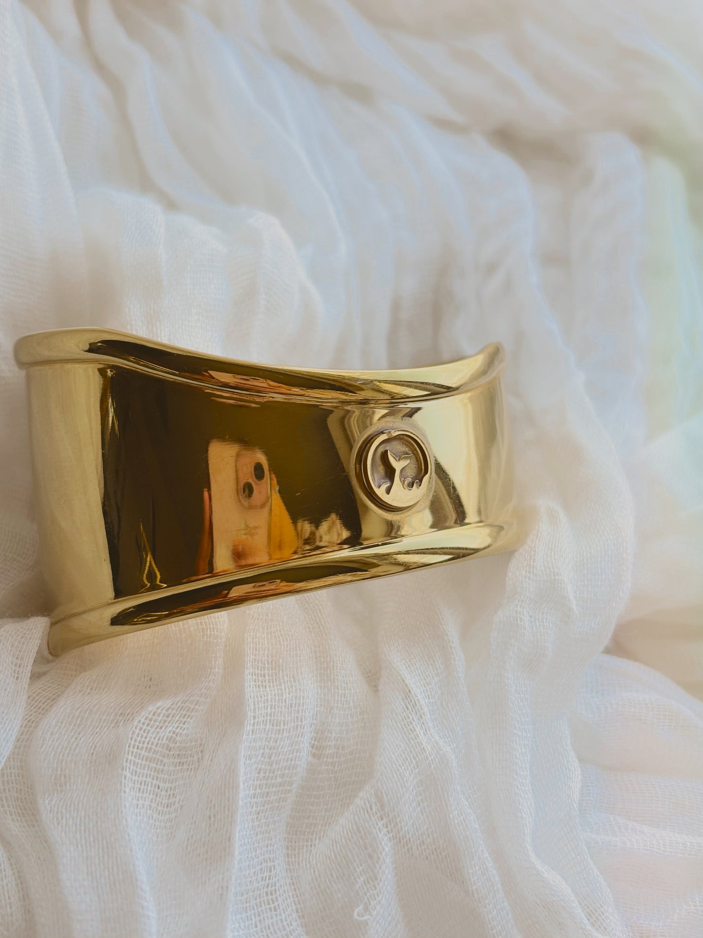 Chunky whale coin bangle - Ajustable - gold or silver