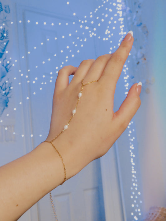 Fresh water pearl hand chain
