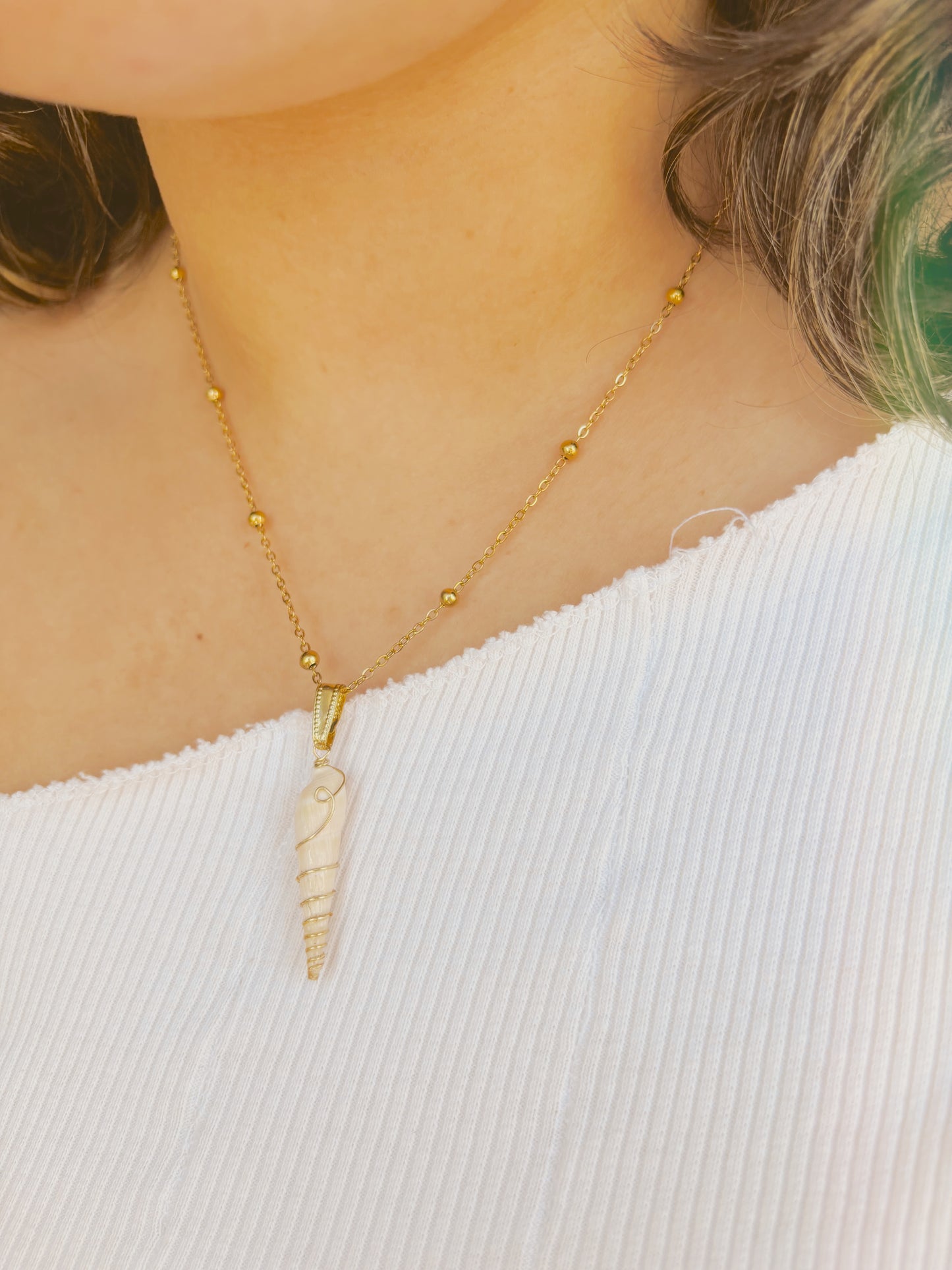 Natural shell necklace with unique wire detailing - tarnish free - silver & gold