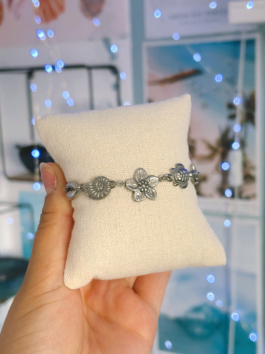 Coastal charm bracelet