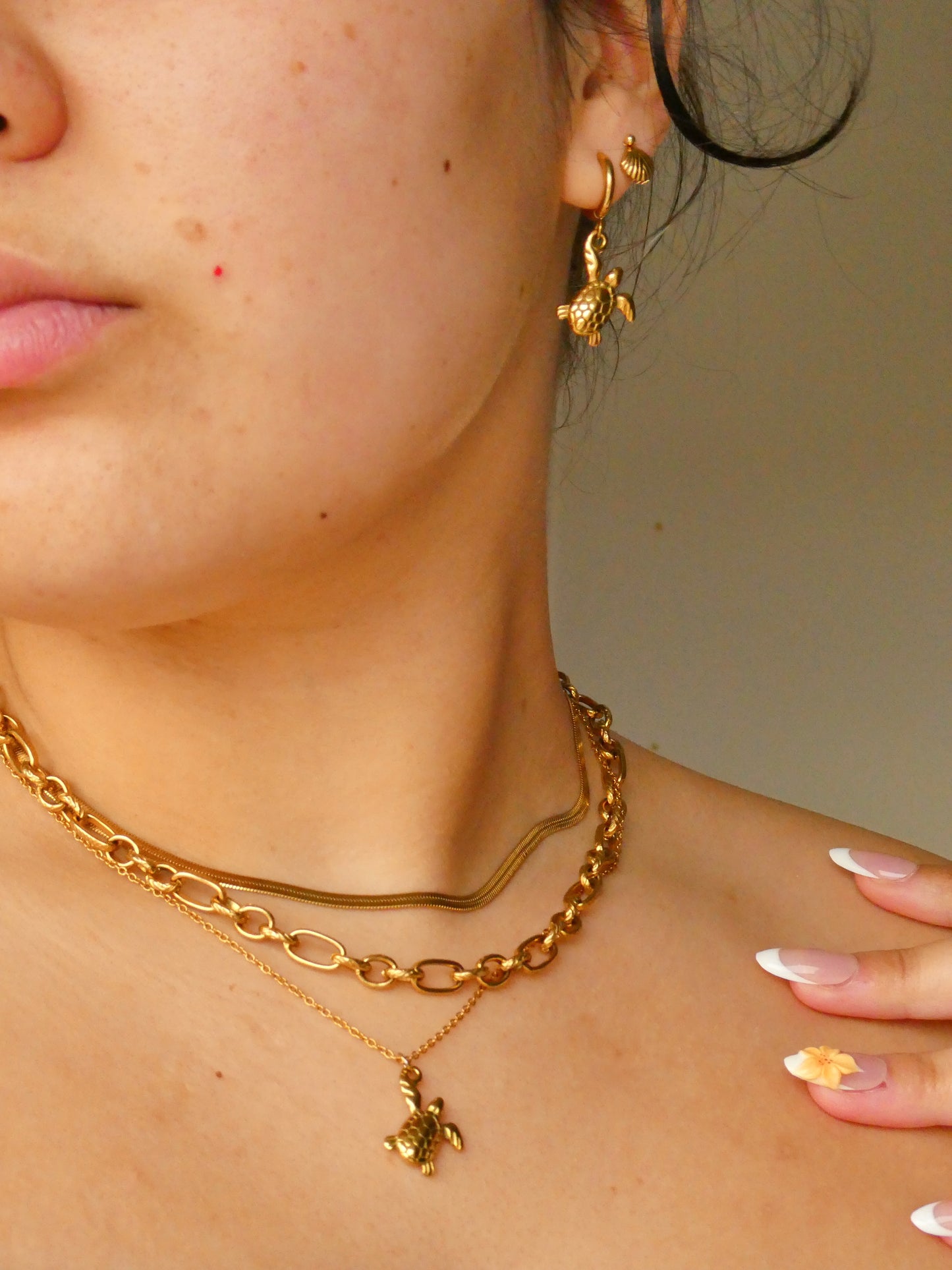 Gold Turtle earrings - 18k gold PVD plated stainless steel - tarnish free