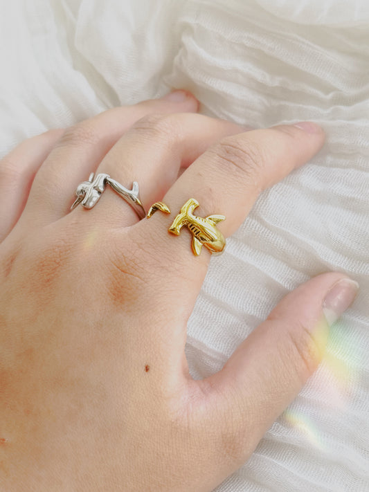 Hammerhead shark ring
