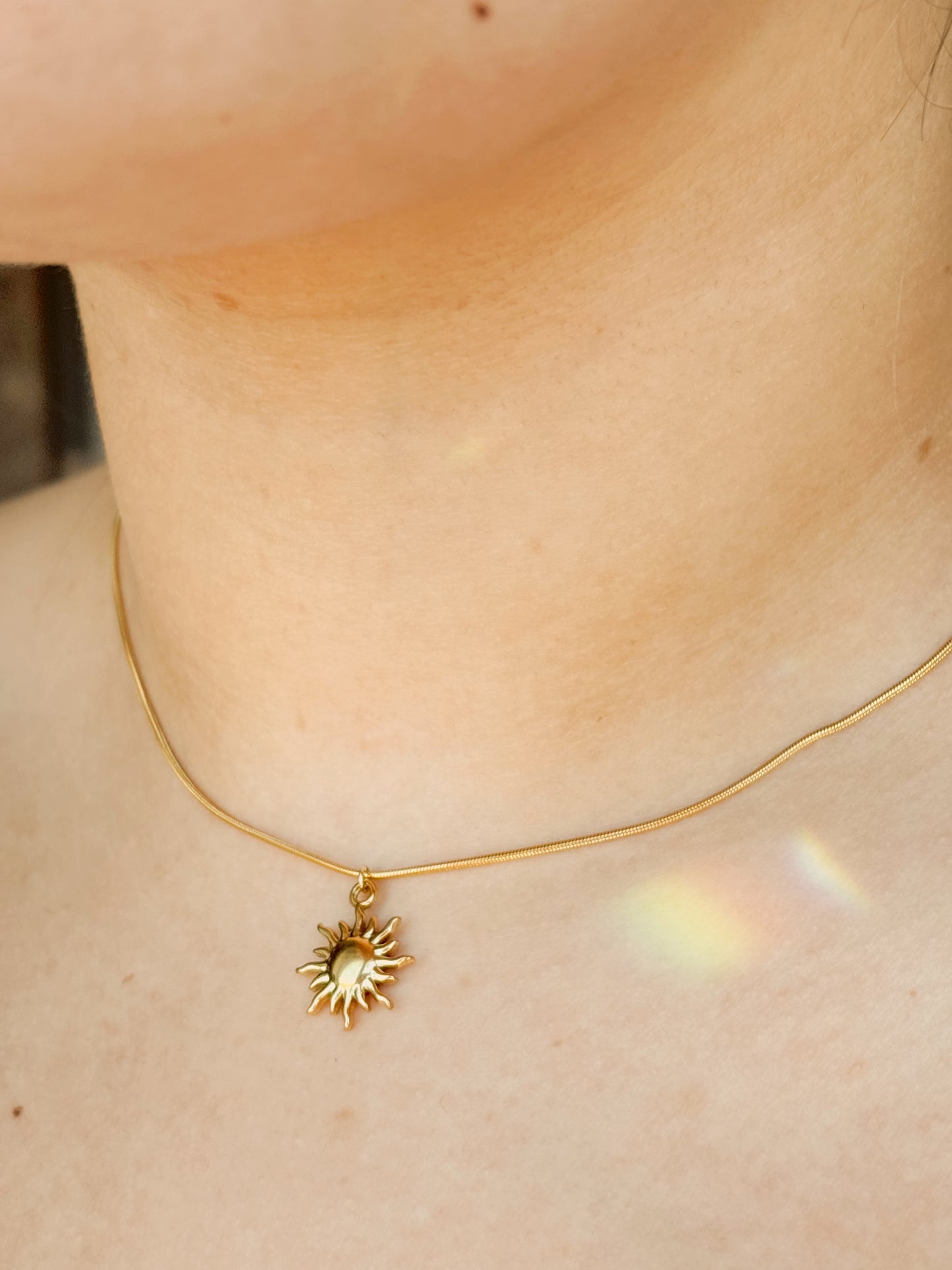 18k gold plated dainty sun necklace
