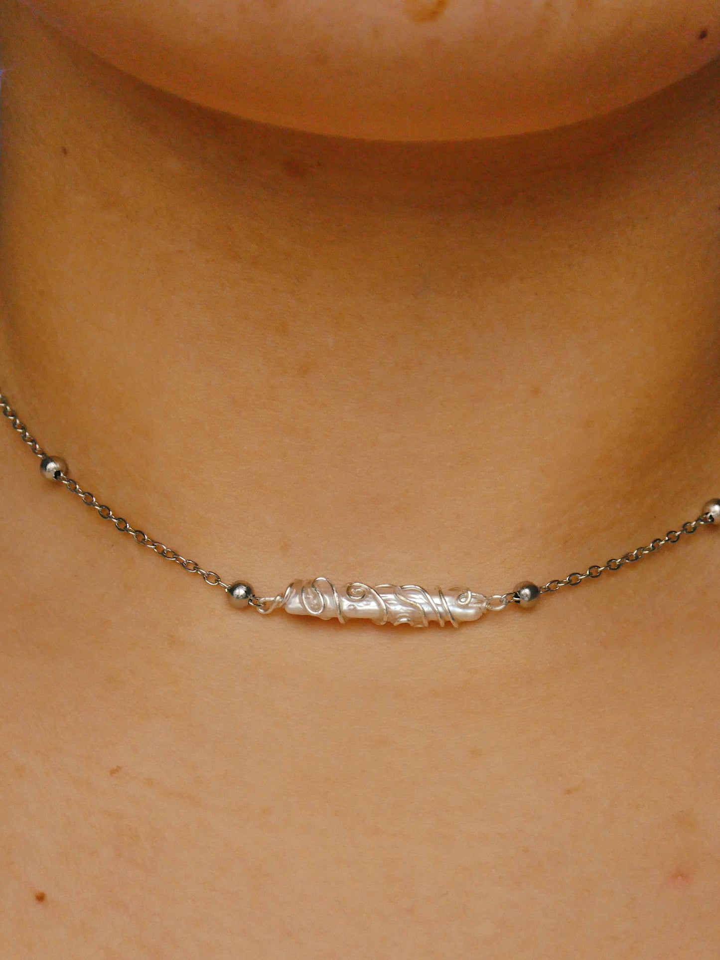 Detailed wire wrapped fresh water pearl necklace & earrings set