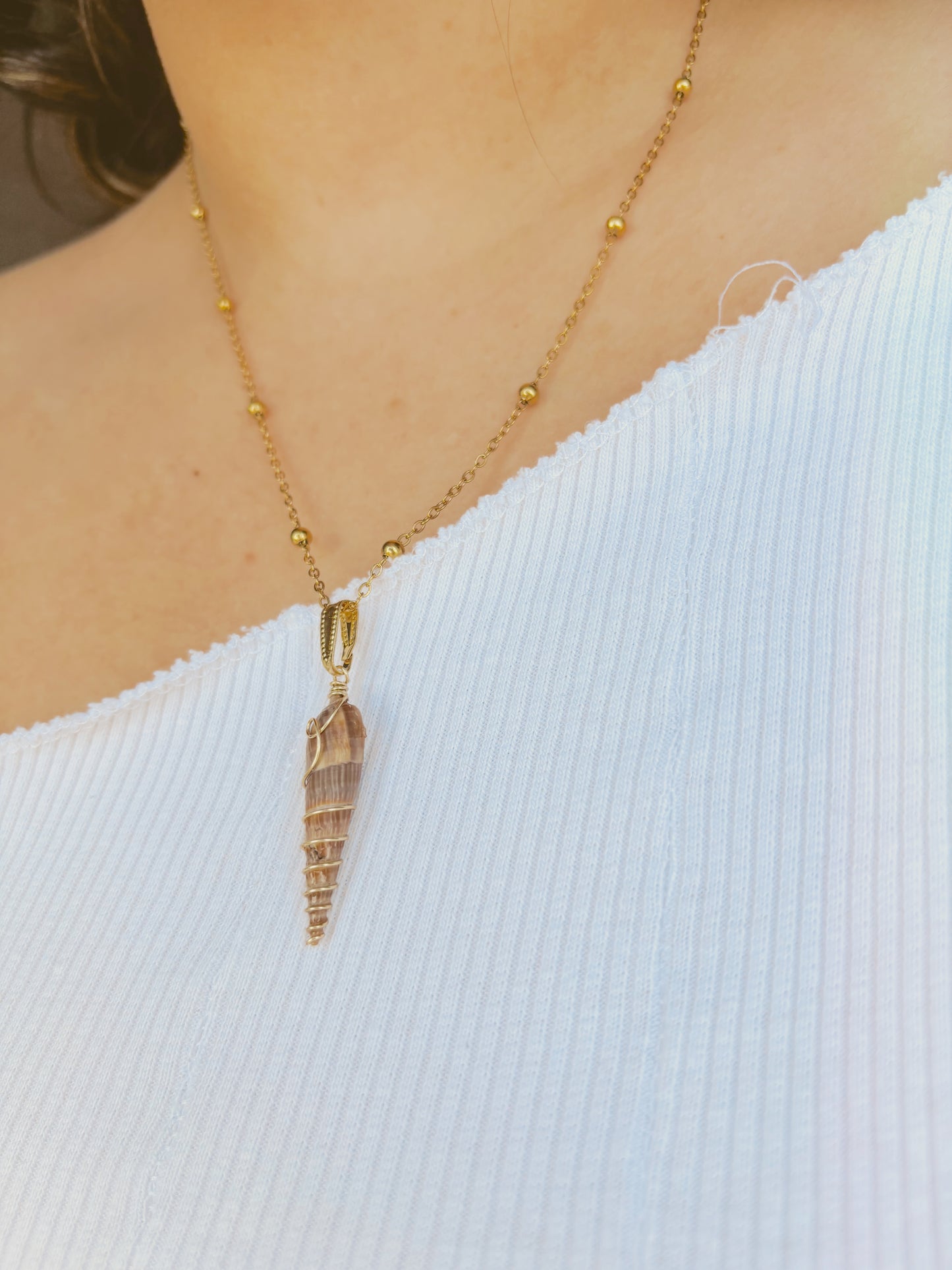 Natural shell necklace with unique wire detailing - tarnish free - silver & gold