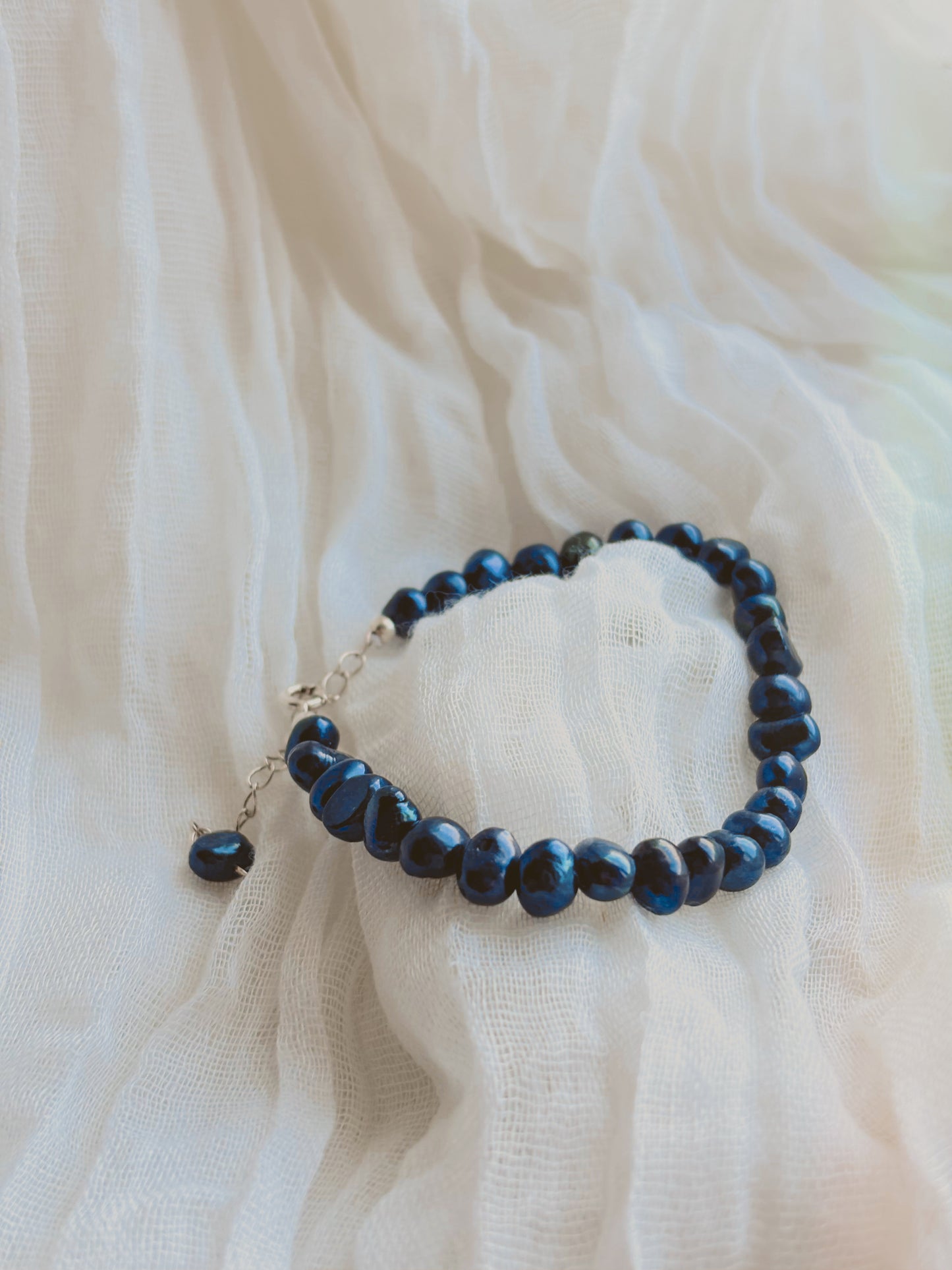 Fresh water dark pearl bracelet