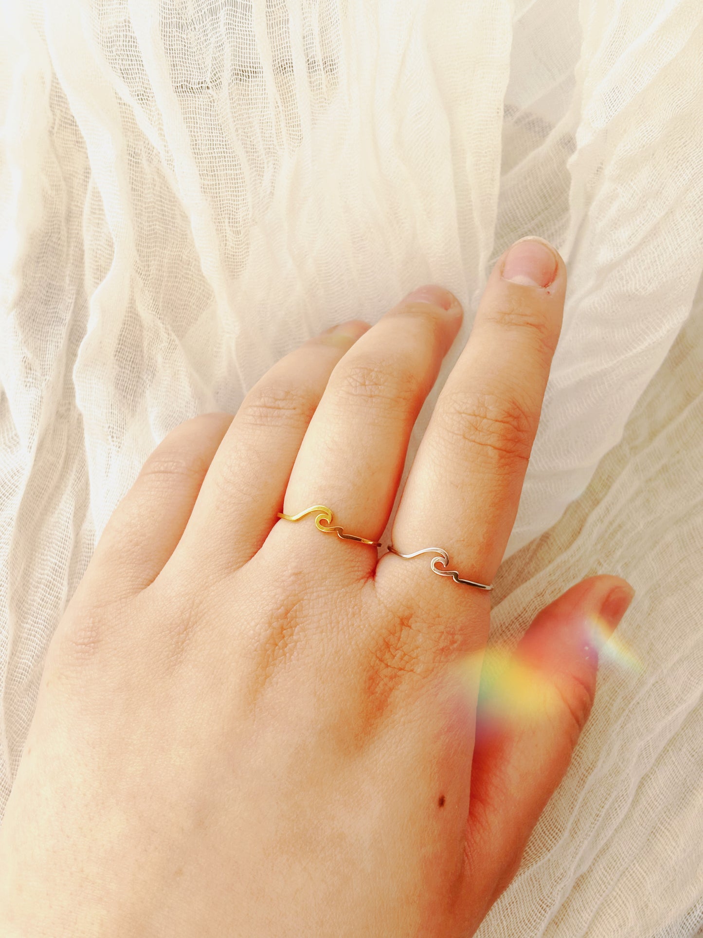 Dainty tarnished free wave ring
